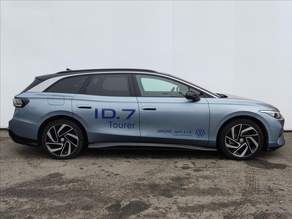 Volkswagen ID.7 Tourer