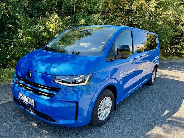 Volkswagen Caravelle DSG Modrá "Mid" Metalíza
